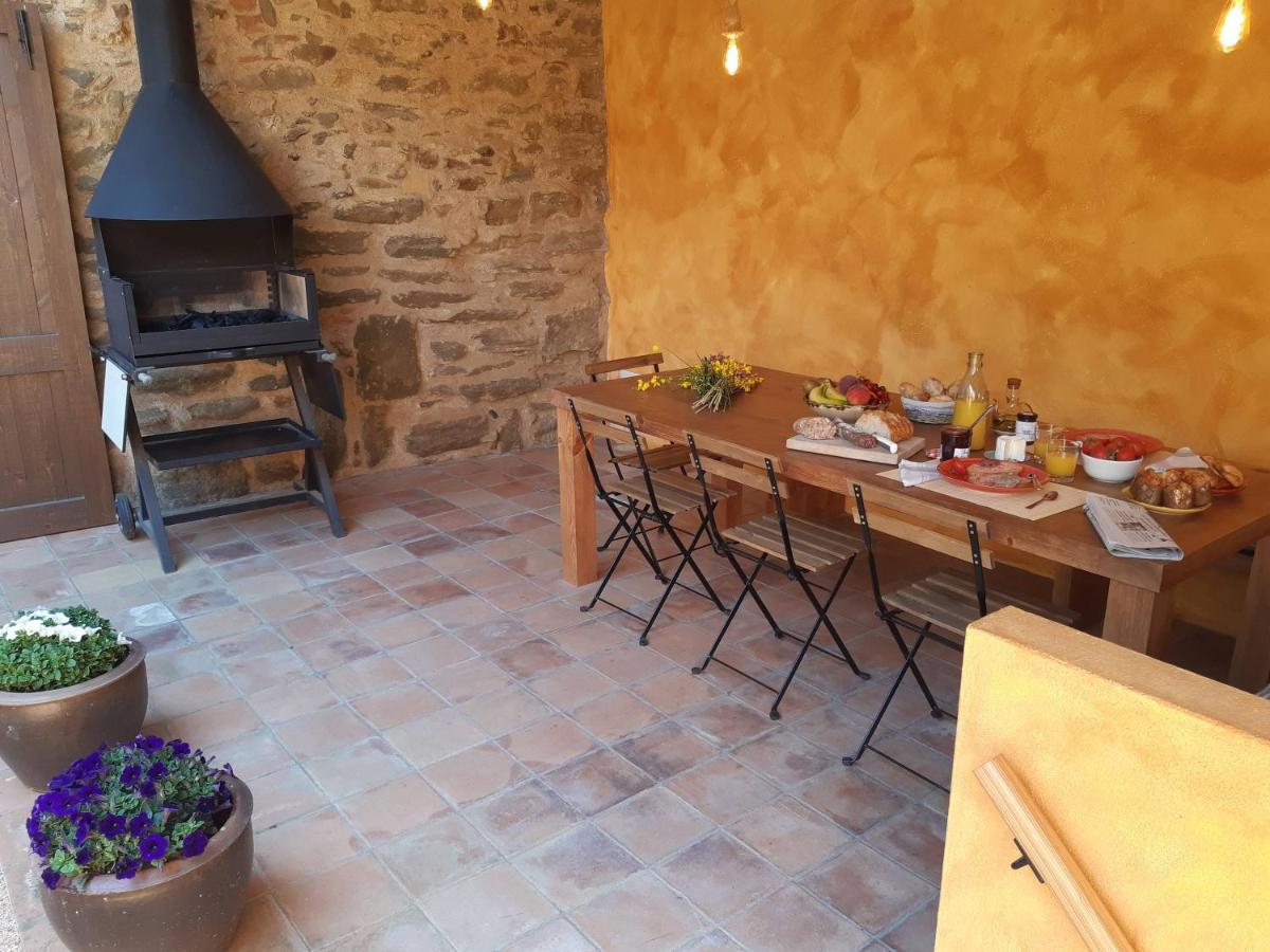 Monells - Casa Rural - Can Felip Exterior photo