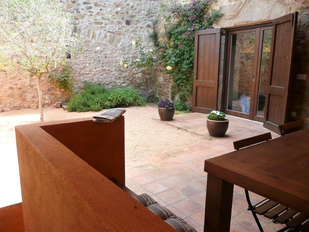 Monells - Casa Rural - Can Felip Exterior photo